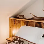 Holiday home Maison Surplombant L'etang Avec Bain Nordique