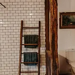 Maison Surplombant L'etang Avec Bain Nordique