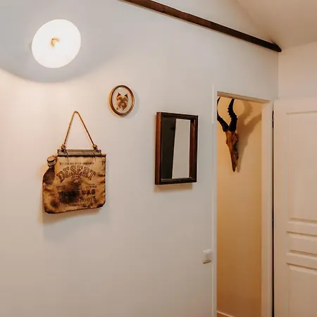 펜션 Maison Surplombant L'etang Avec Bain Nordique Busserolles