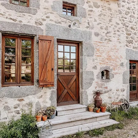 Maison Surplombant L'etang Avec Bain Nordique 펜션 *