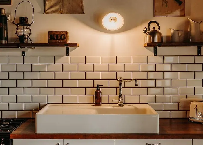 Maison Surplombant L'etang Avec Bain Nordique